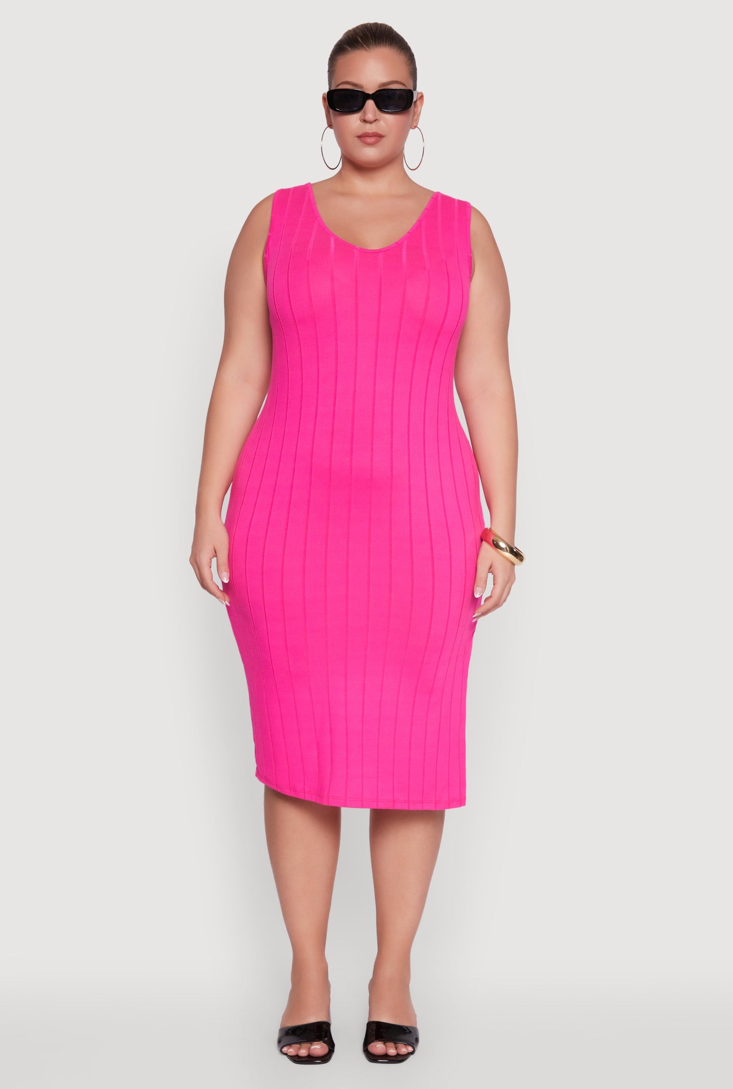 Plus Size Ribbed Knit Scoop Neck Sleeveless Midi Dress