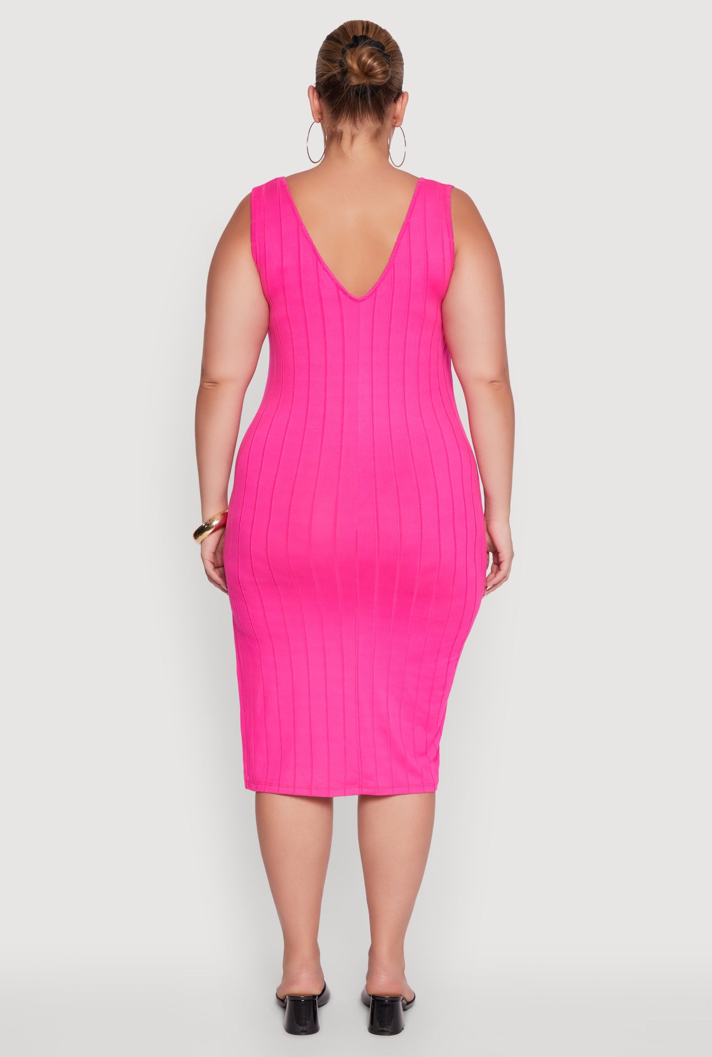 Plus Size Ribbed Knit Scoop Neck Sleeveless Midi Dress